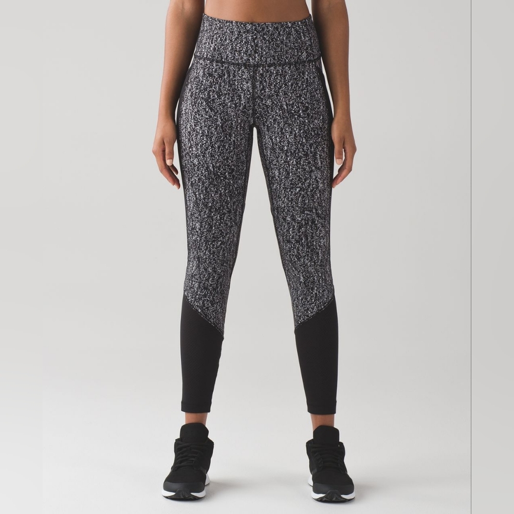 Lululemon Fit Physique Tight, size 4-6